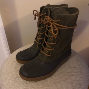 NWOB/T Sperry Rain boot 7 Quarter